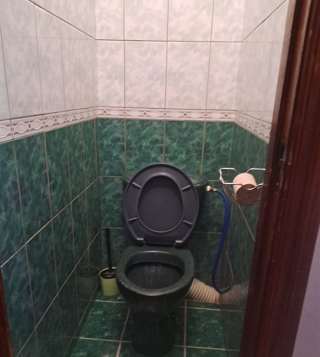 1818621126643670