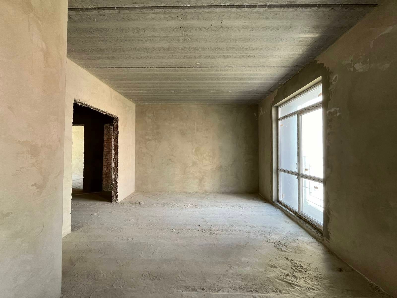 1835984172985670