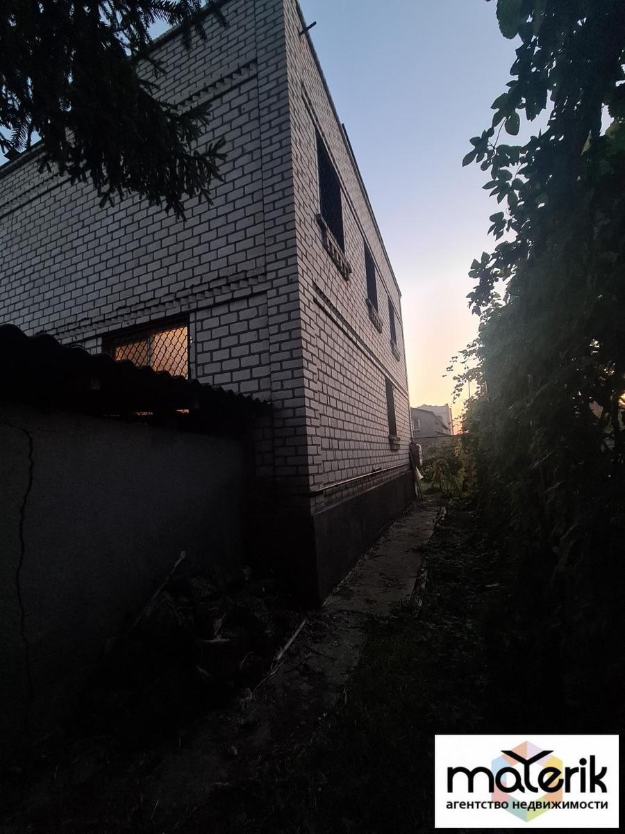 1839157141608671