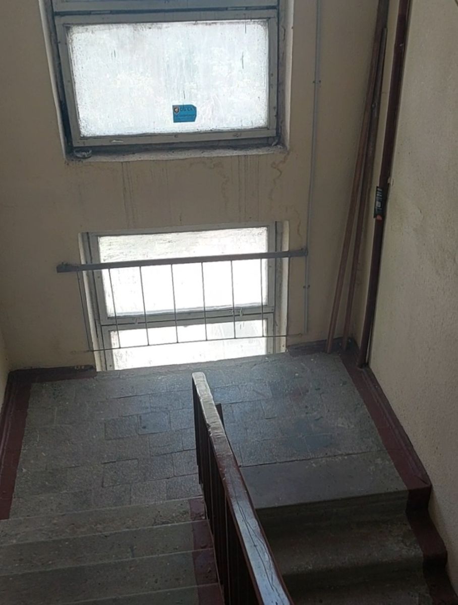1834558174111672