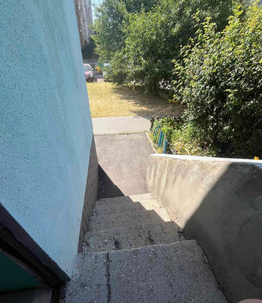 1837623477798672