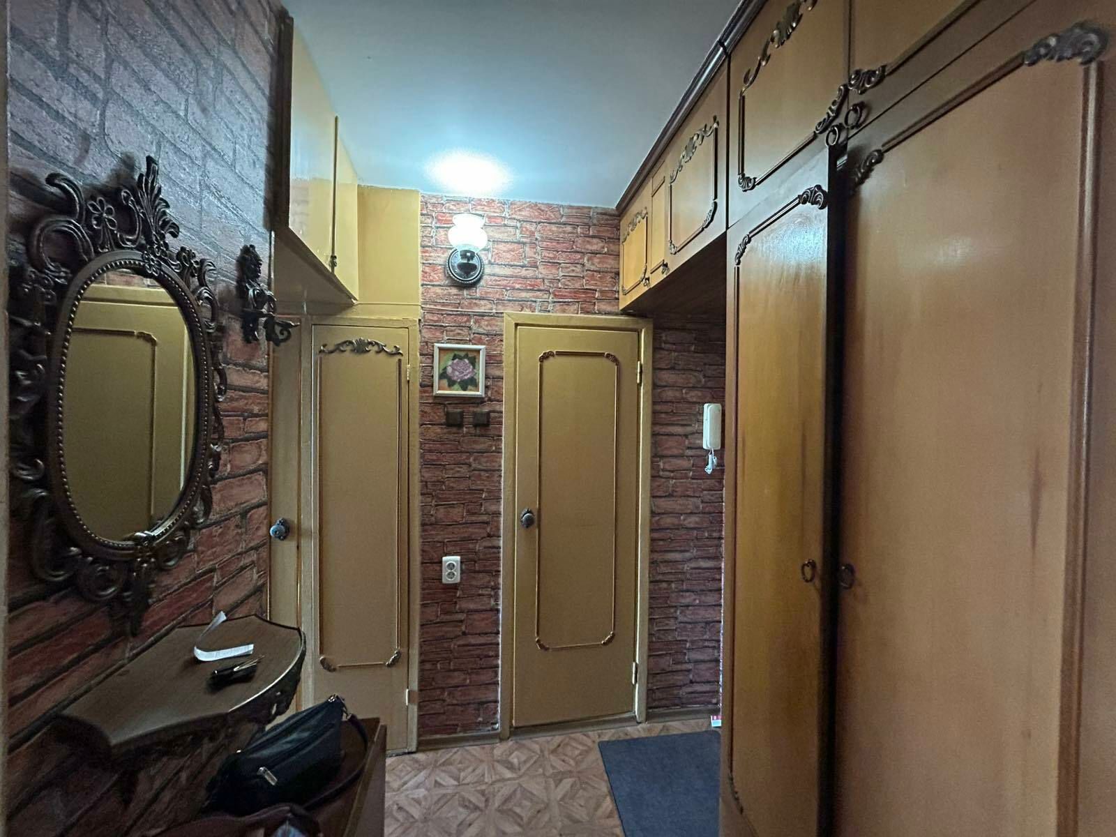 1835368947395676