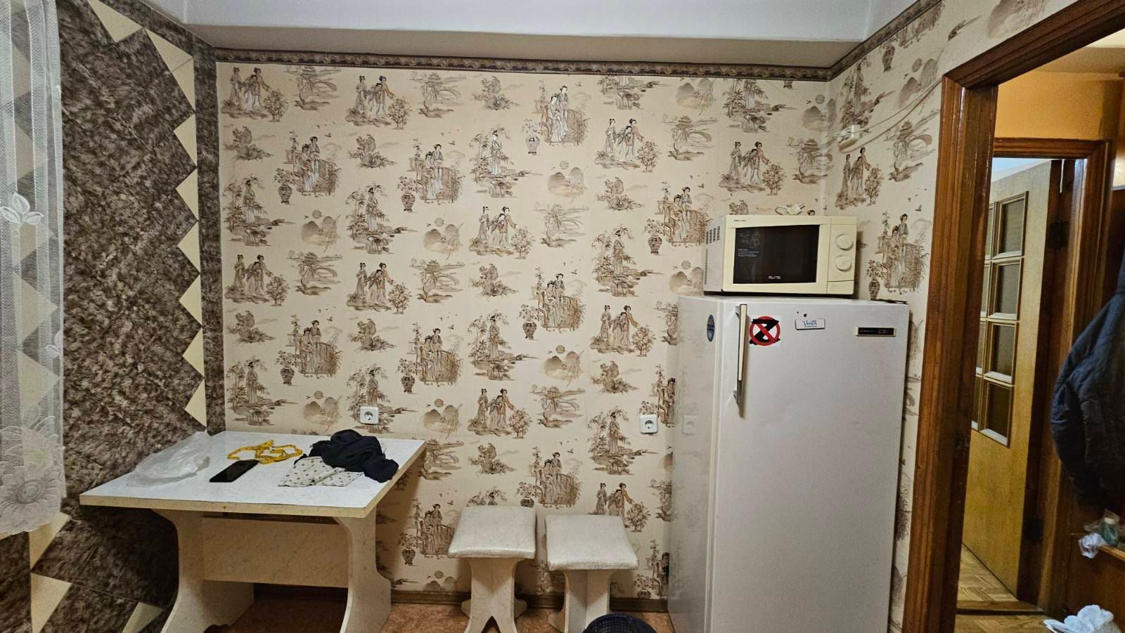 1828689057029677