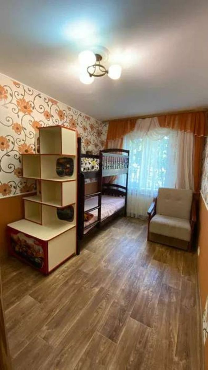 1837884685029677
