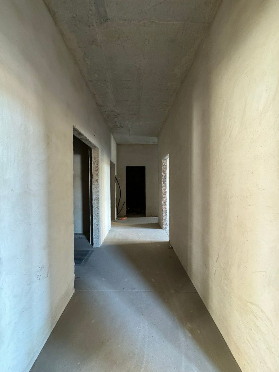 1838244943421677