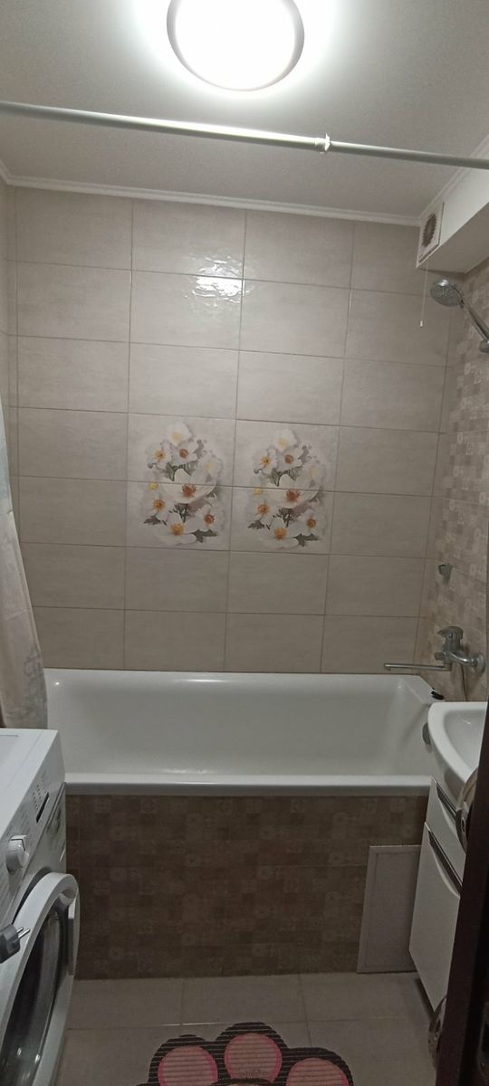 1835018630466678
