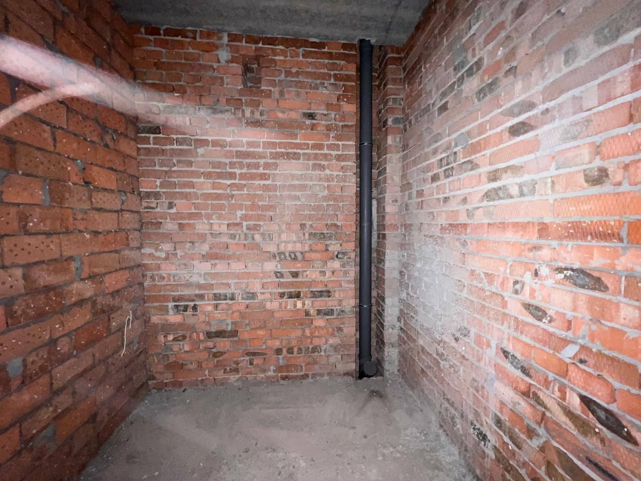 1832012843086679