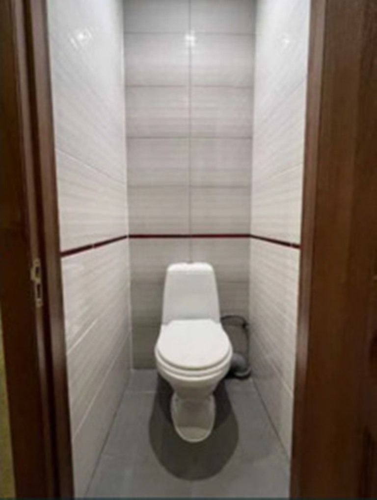 1833982225037679