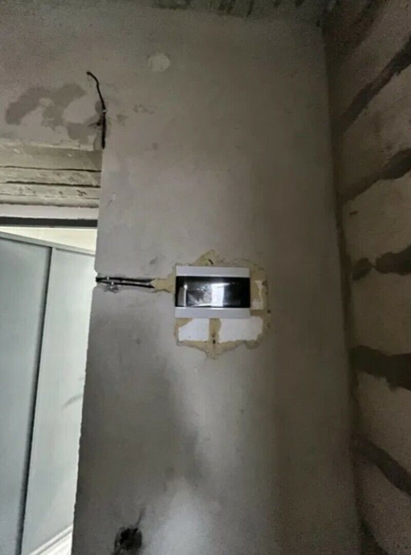 1837339445632679