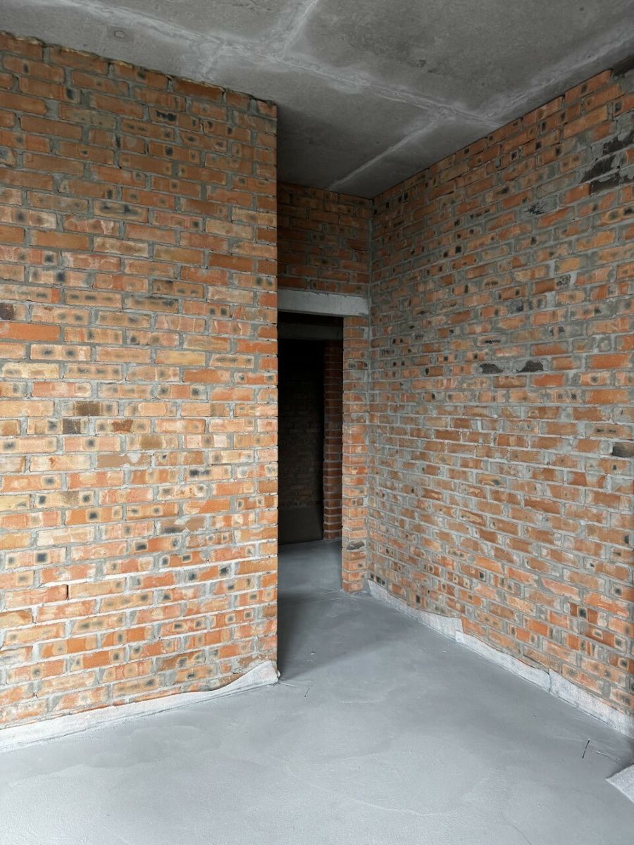 1836448311244068