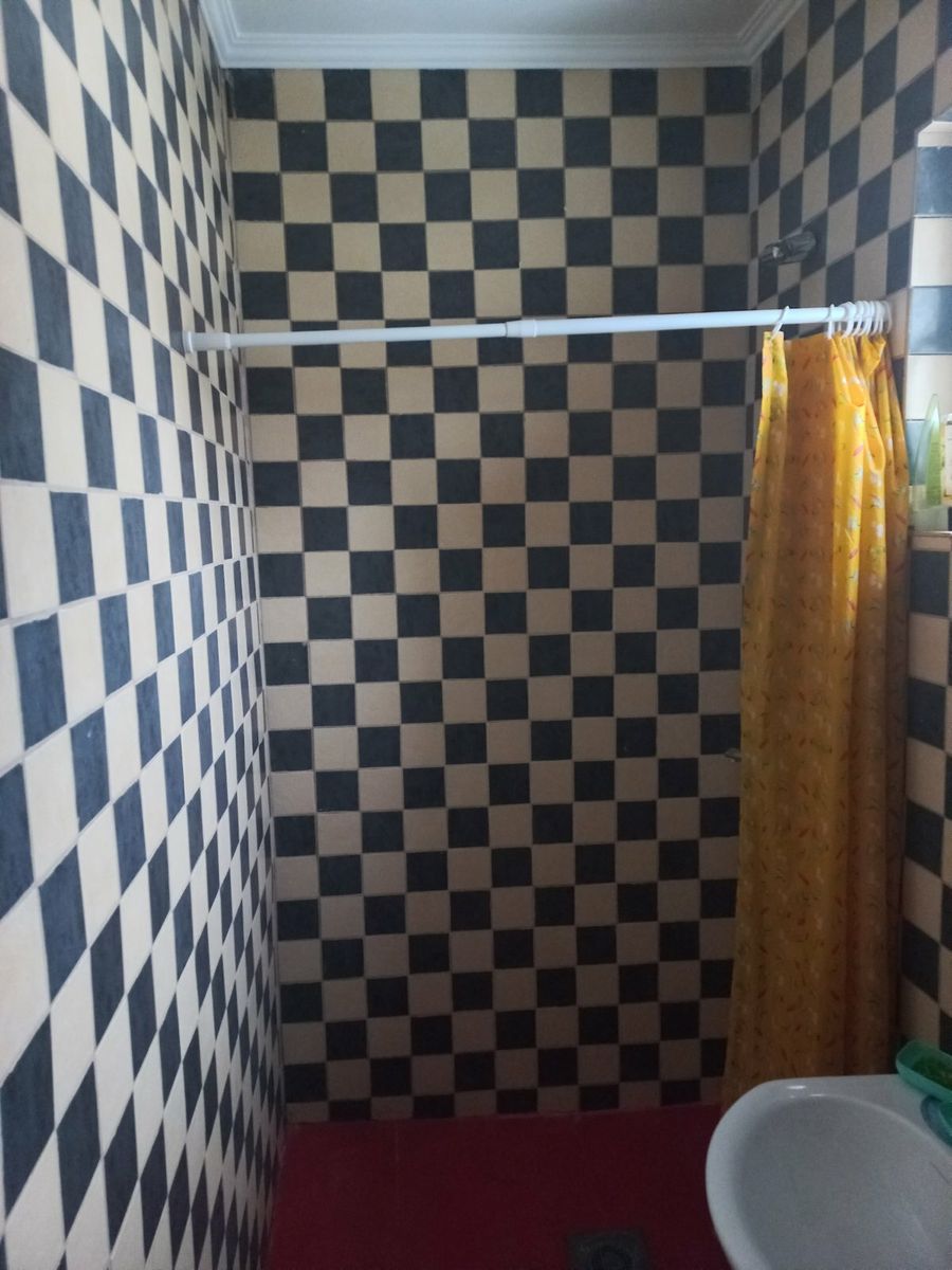 1837176370265068