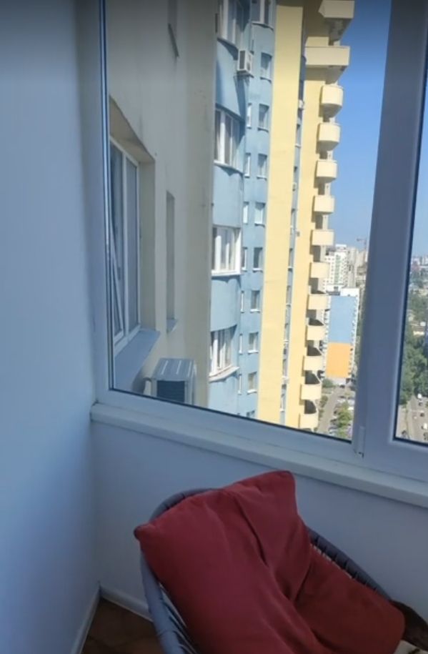 1834627771195681