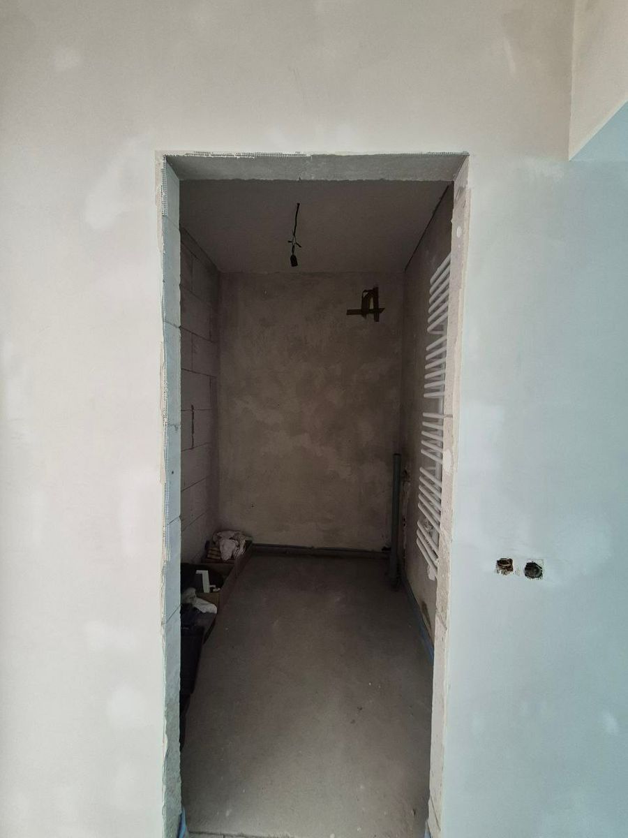 1837606675177681