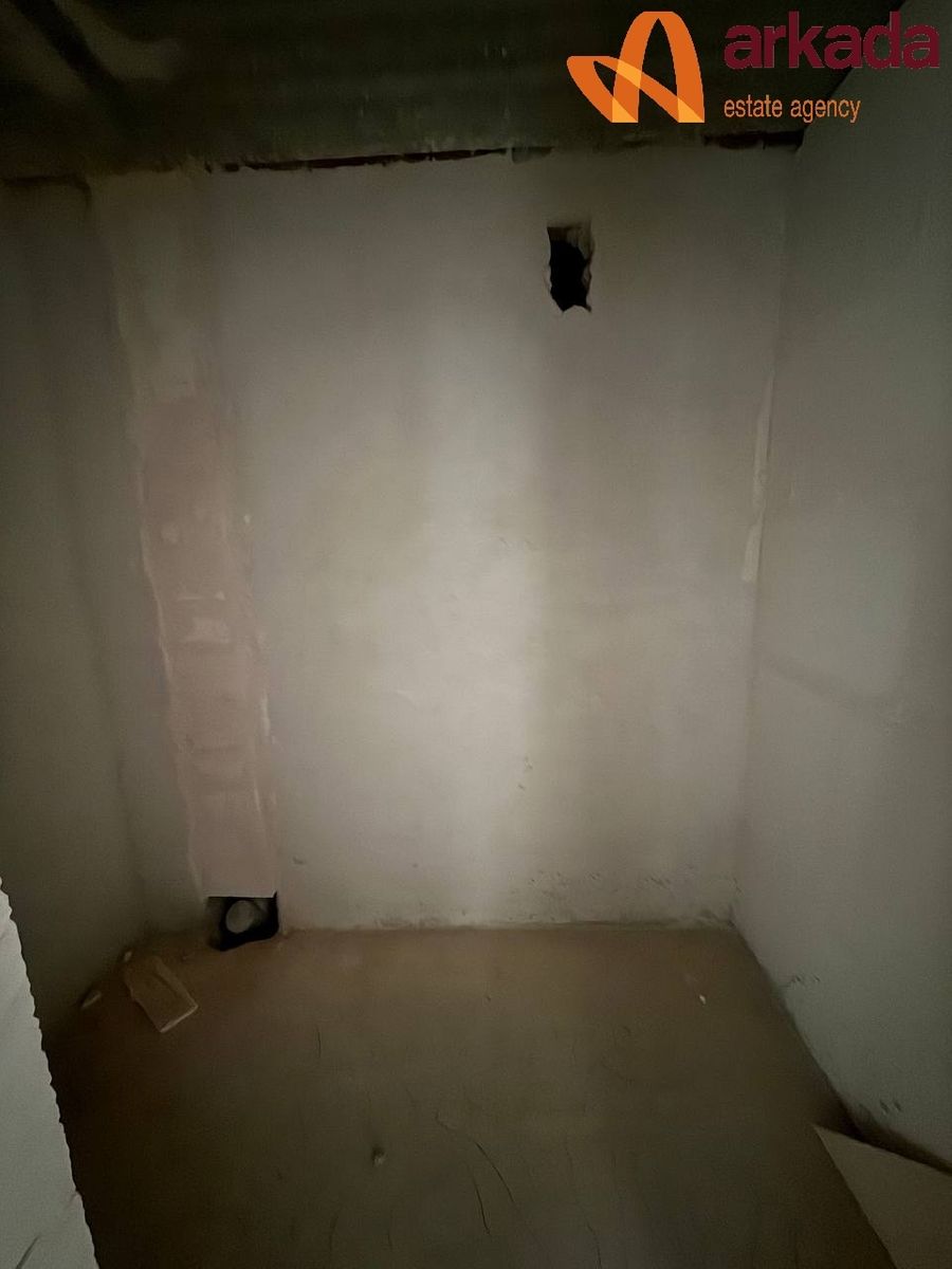 1841704730144682