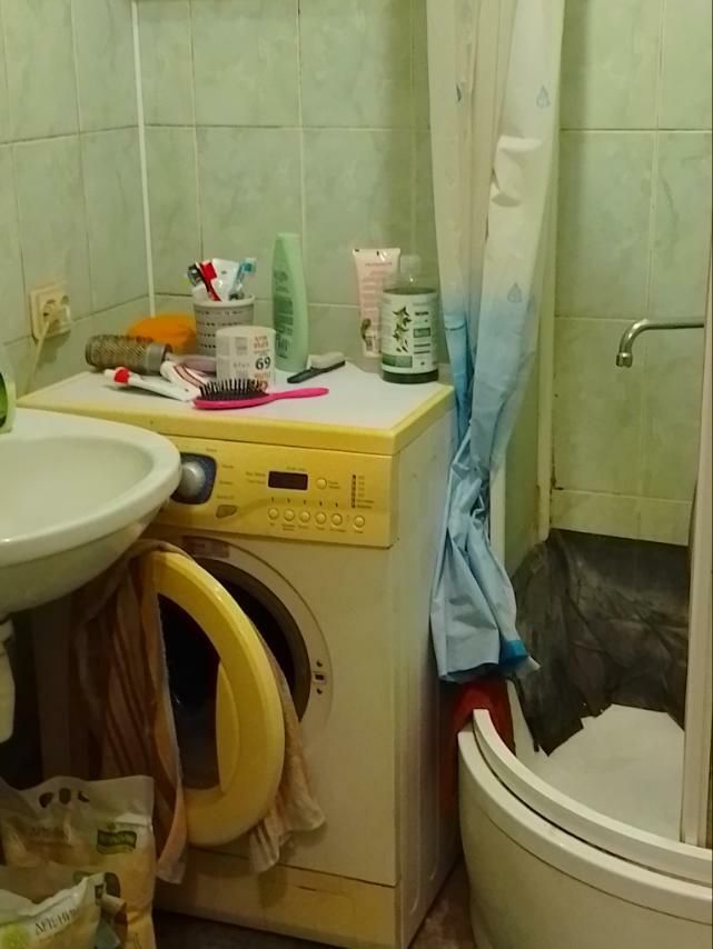 1817415289393684