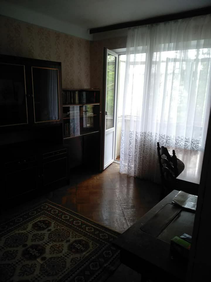 1818603983082684