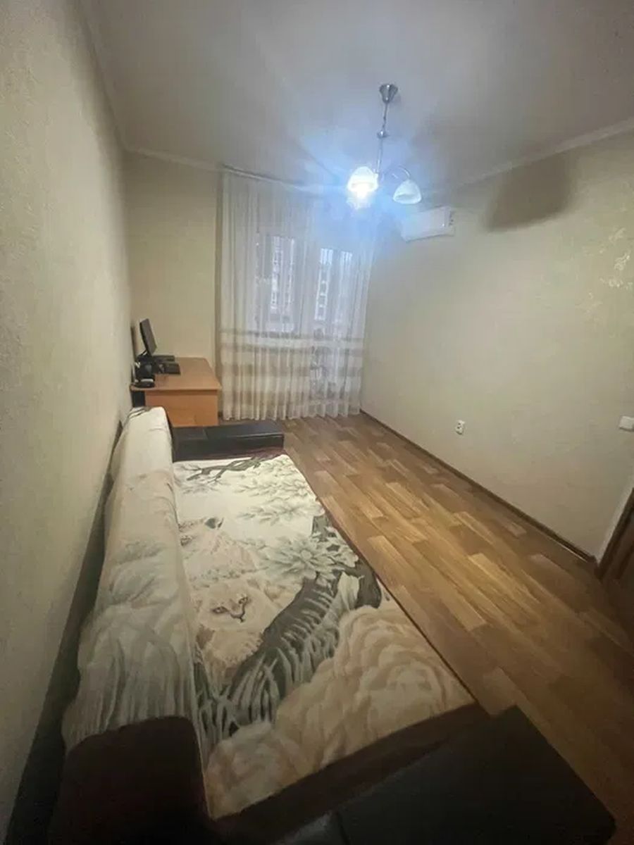 1832541773897685