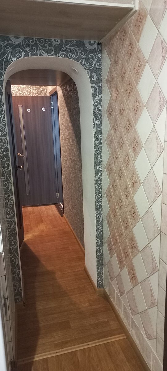 1834194085310685