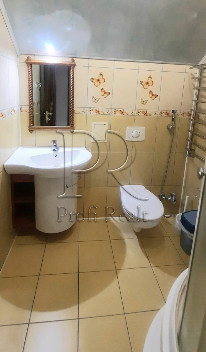 1833897205395686
