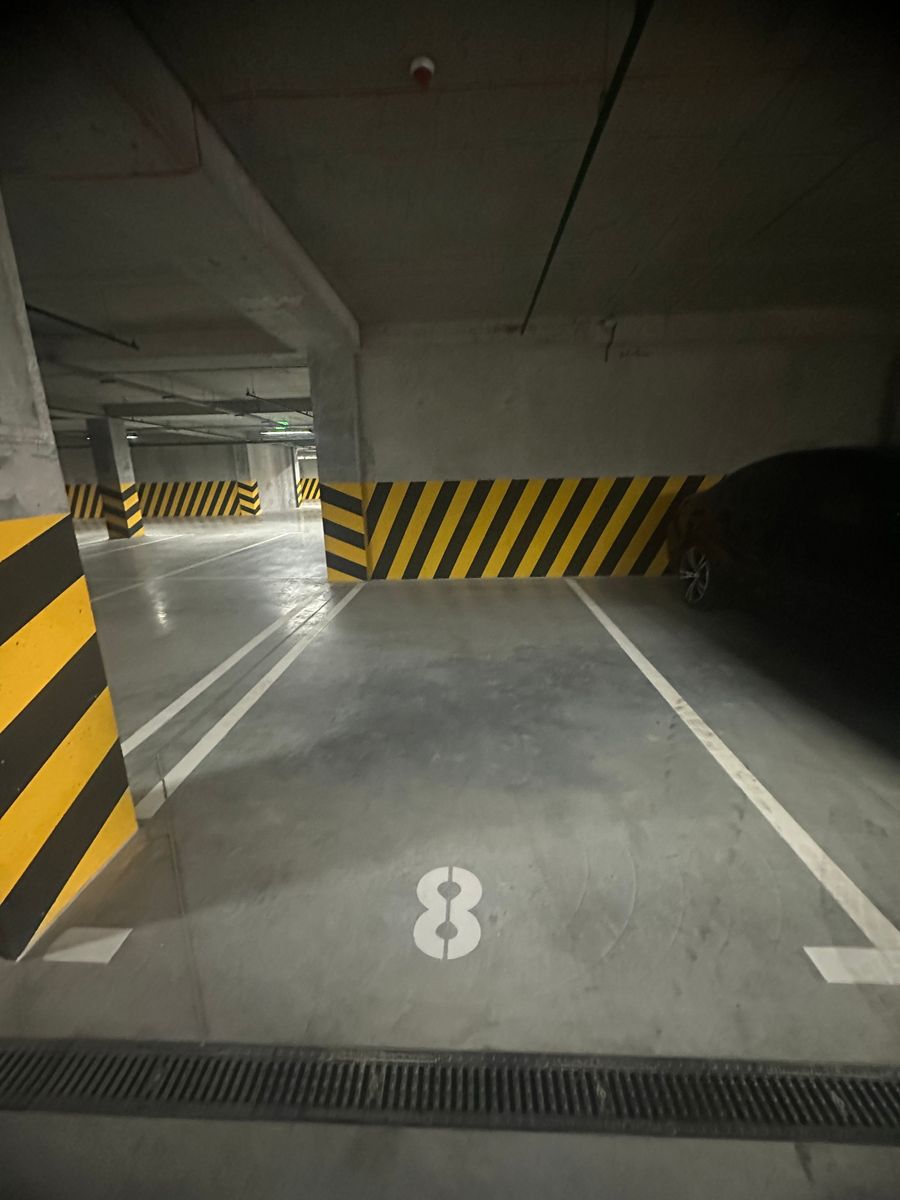 1837810564627686