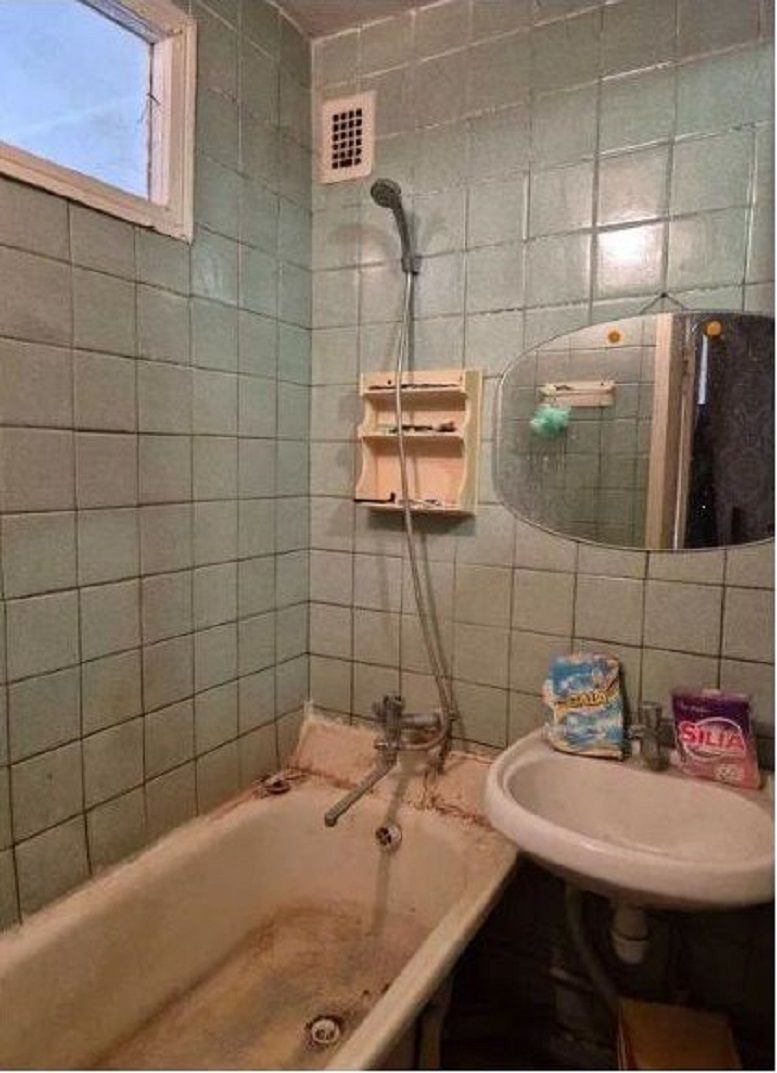 1835450871443687