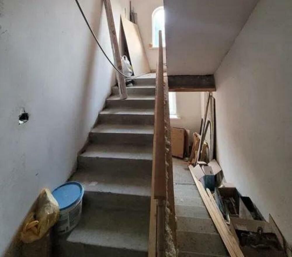 1835914315970687