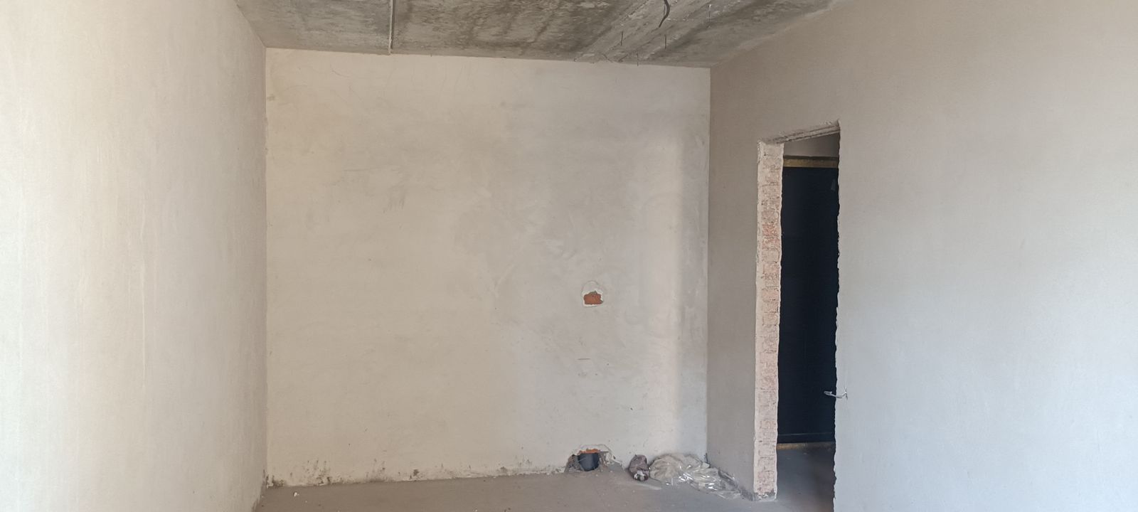 1836987806445687
