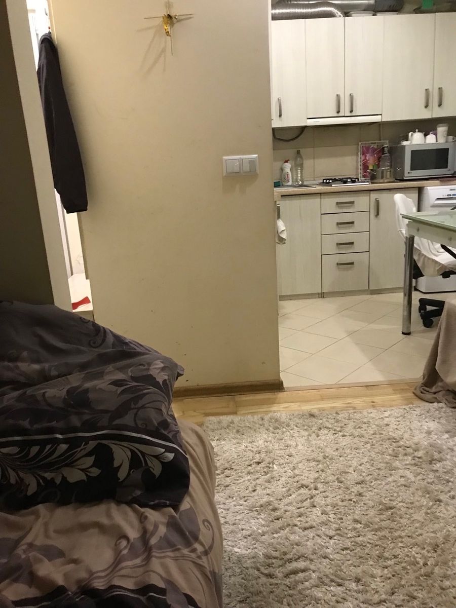 1840809607261688