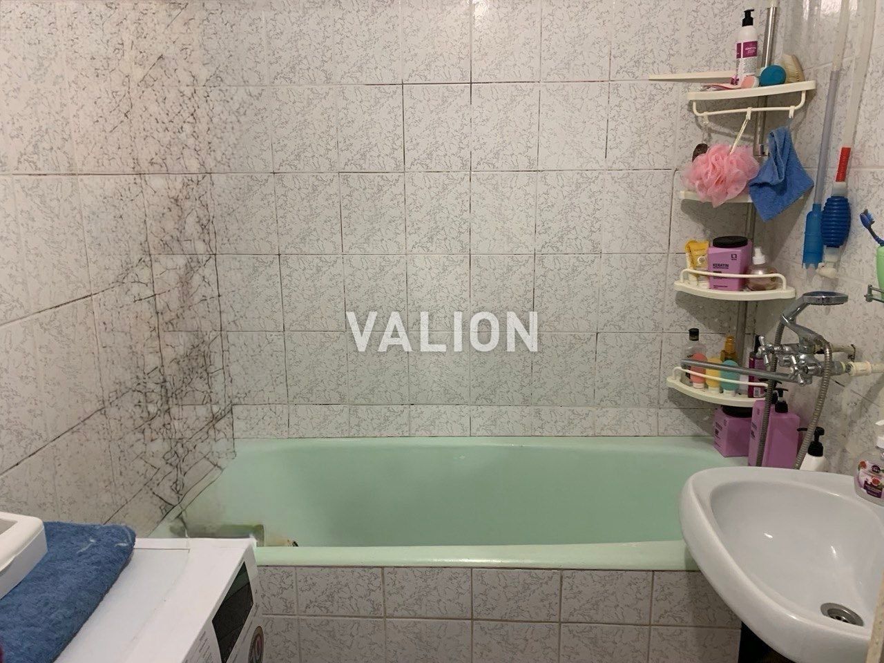 1837630657843689