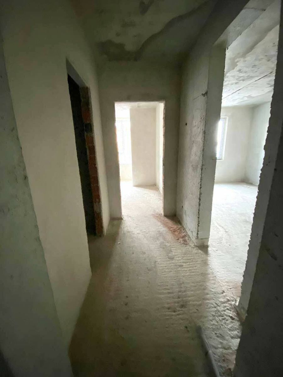 1837892504475069