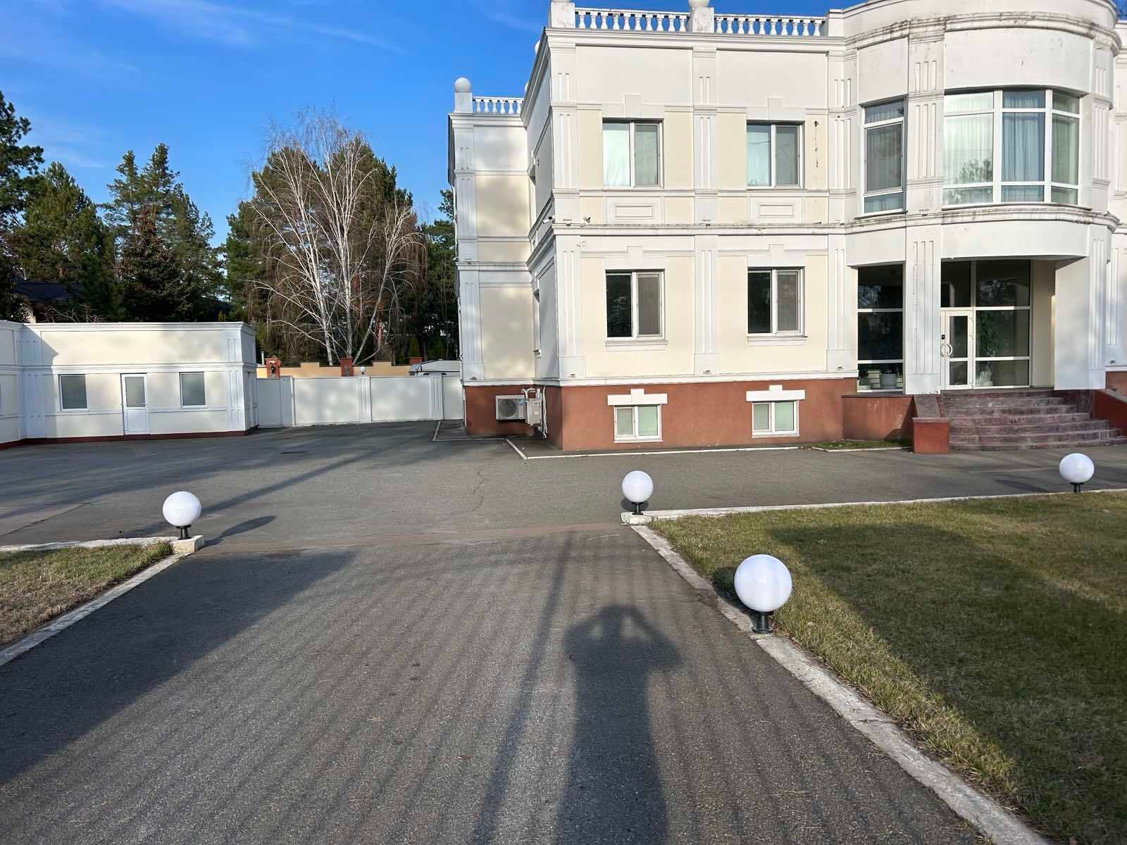 1839258180145069