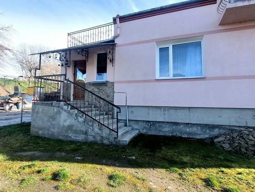 1836620786727690