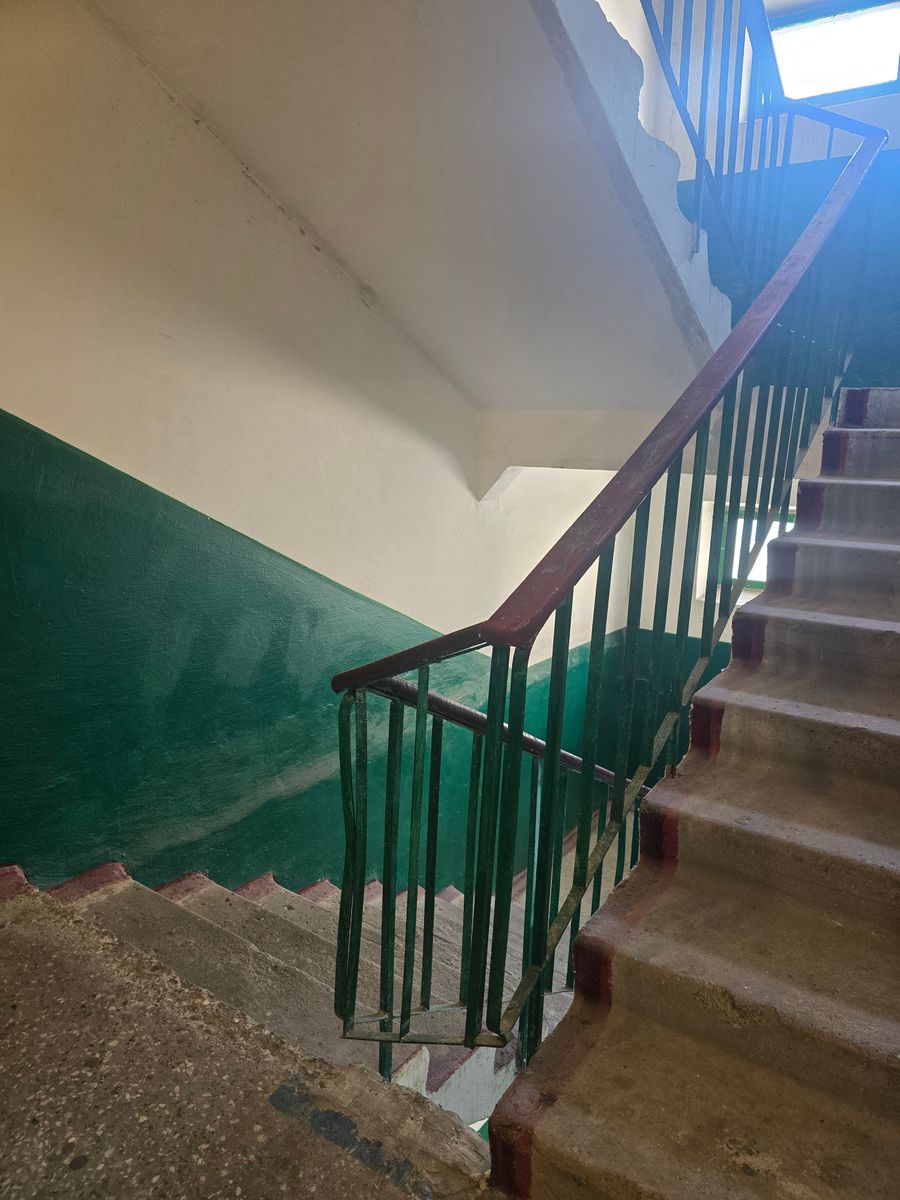 1836888699466690