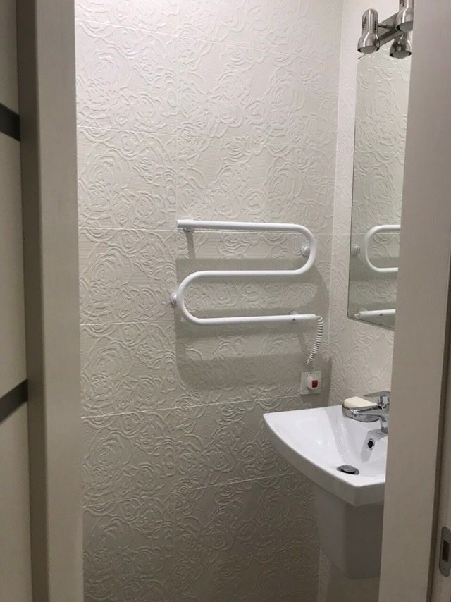 1832196155138692
