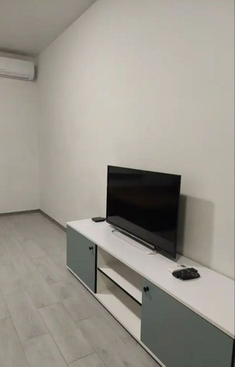 1831563557234693