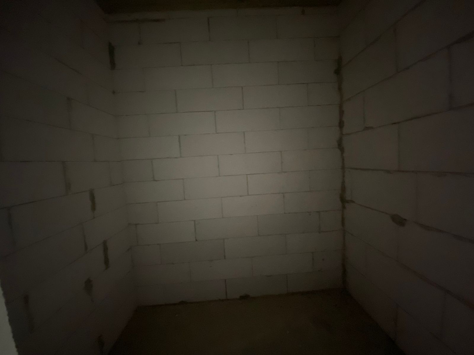 1832706378910693
