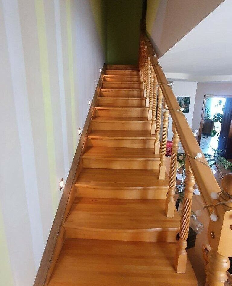 1838241579037693
