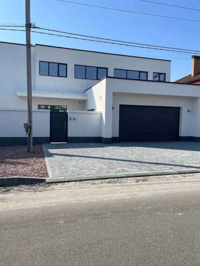 1830364568016694