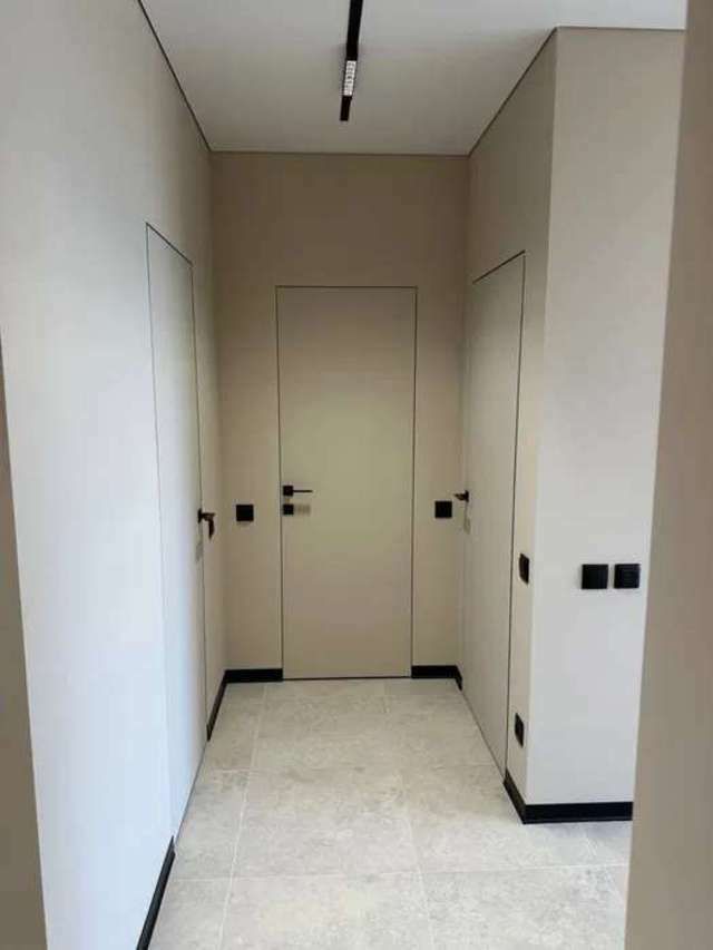 1832553149906694