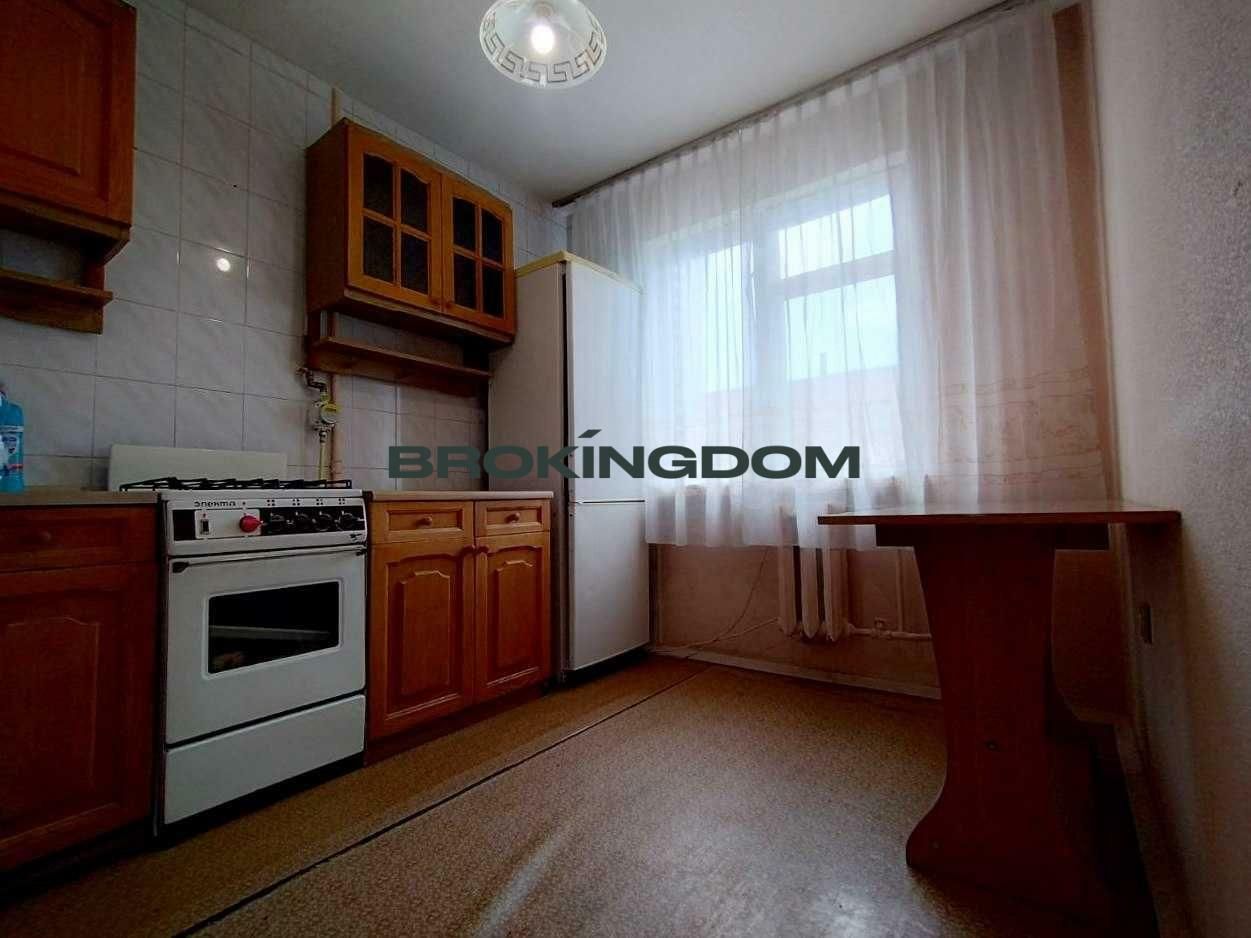 1836445136714695