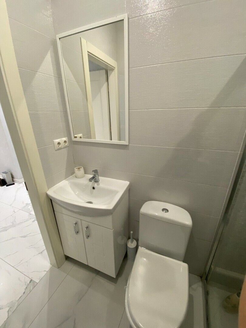1838968578554695