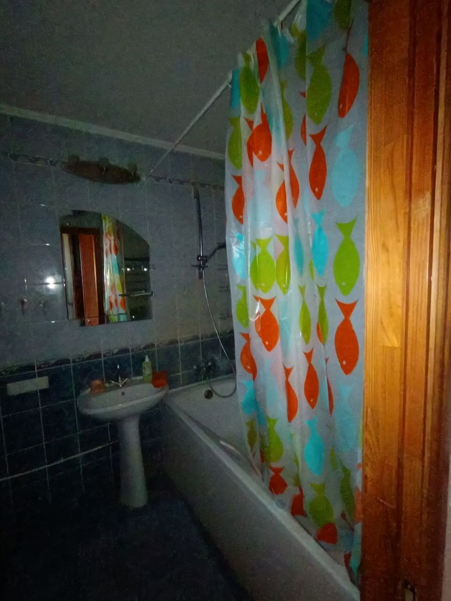 1819315544102696