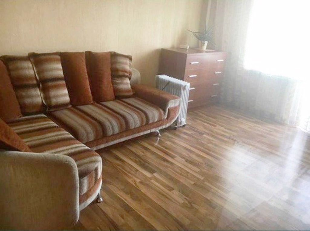 1839709962457696