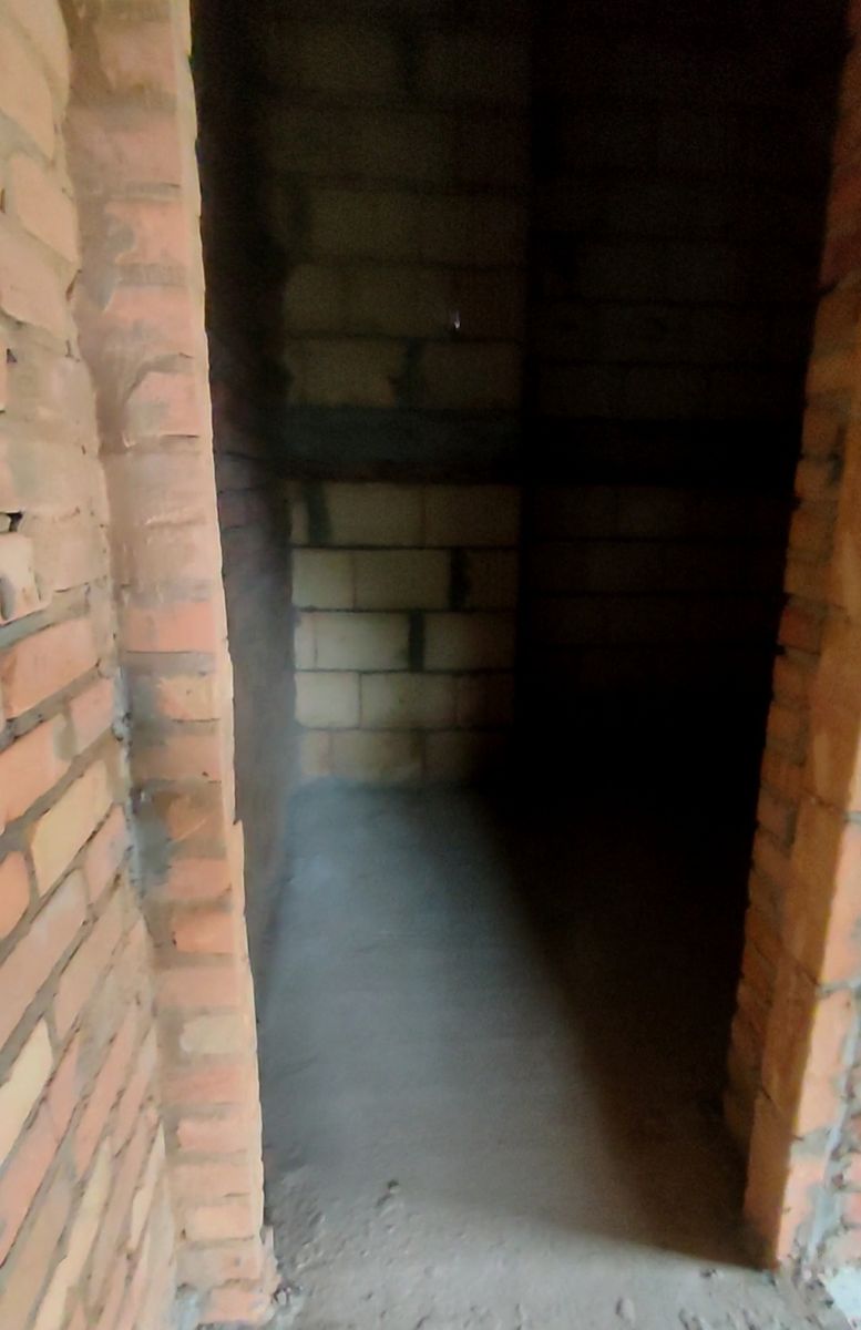 1839729715194696