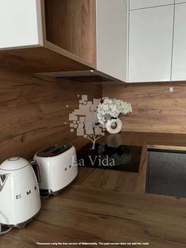 1834173934452697