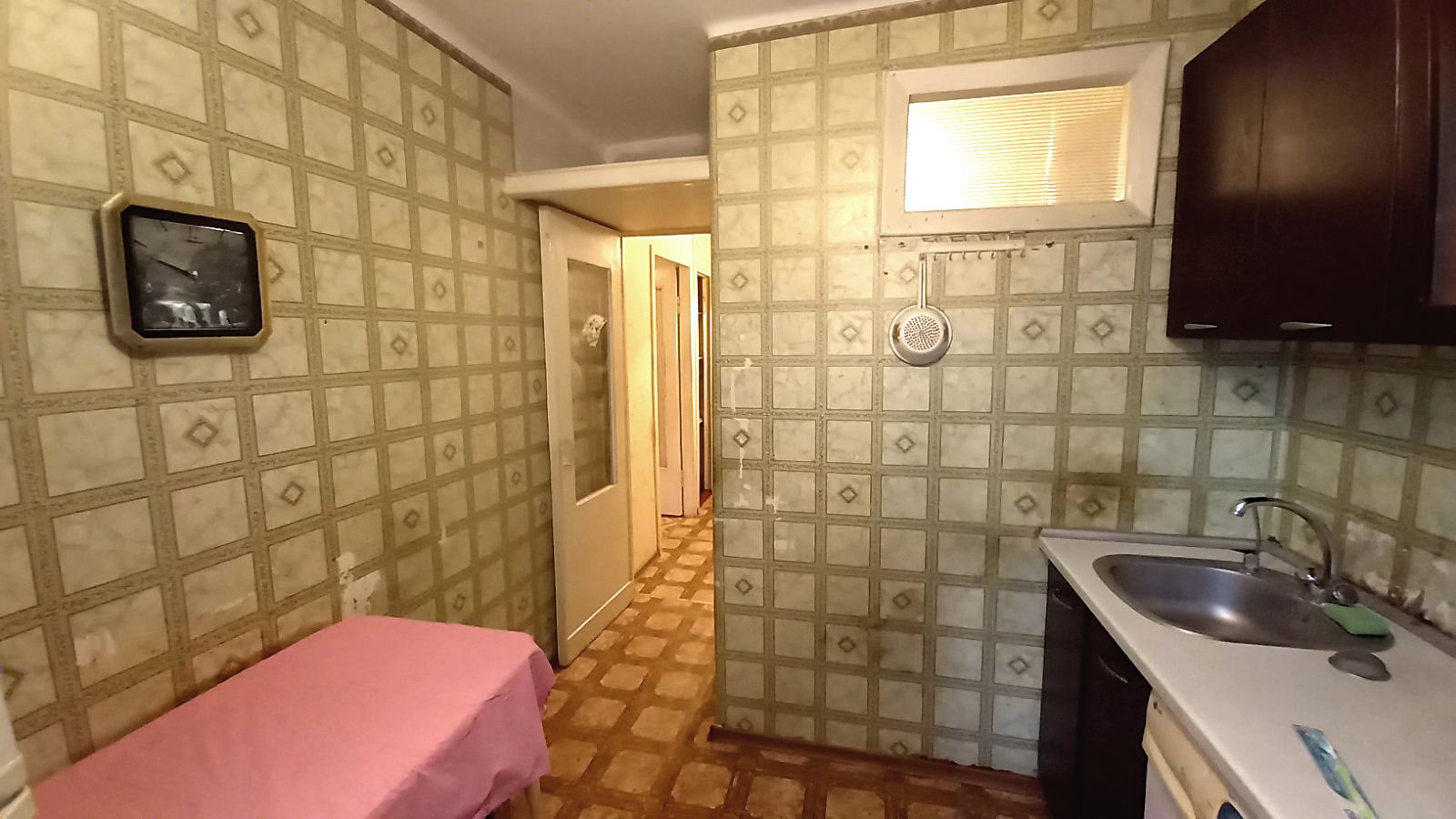 1736441745193007