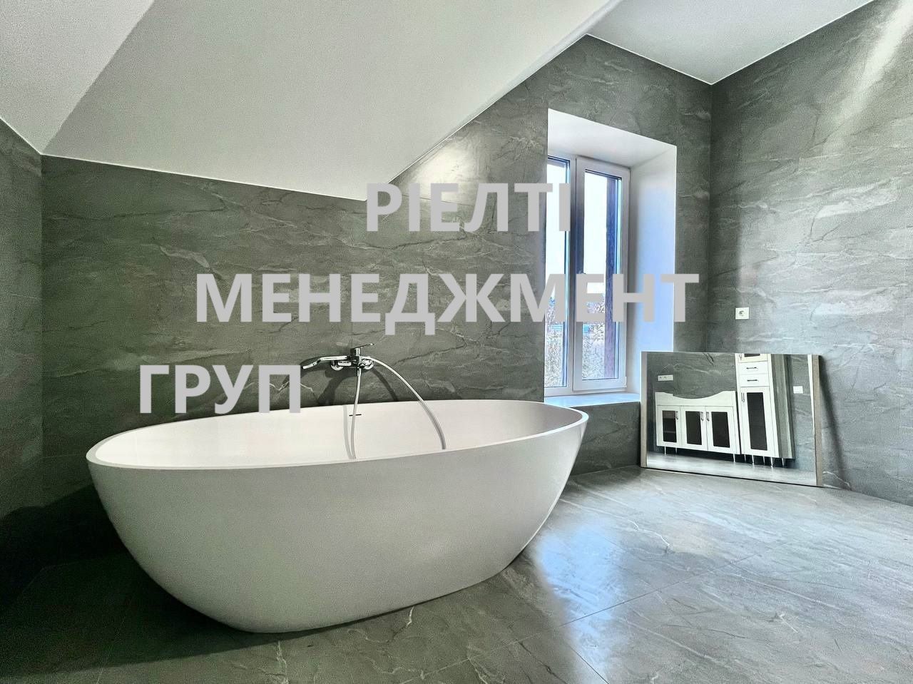 1816604836576007