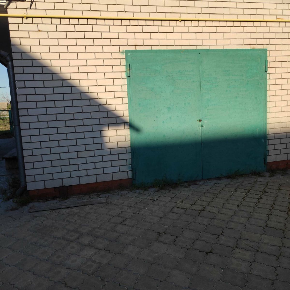 1830078058738700