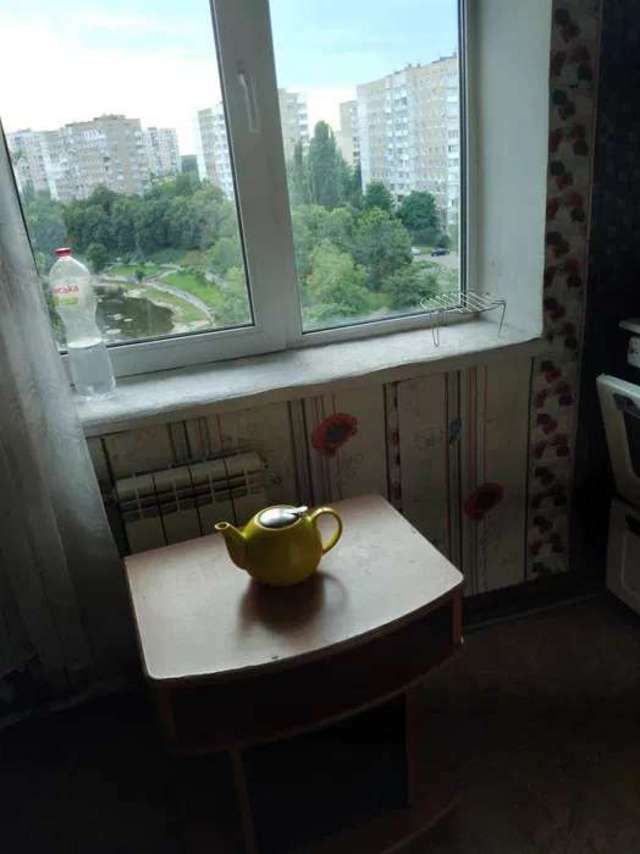 1835812903561700
