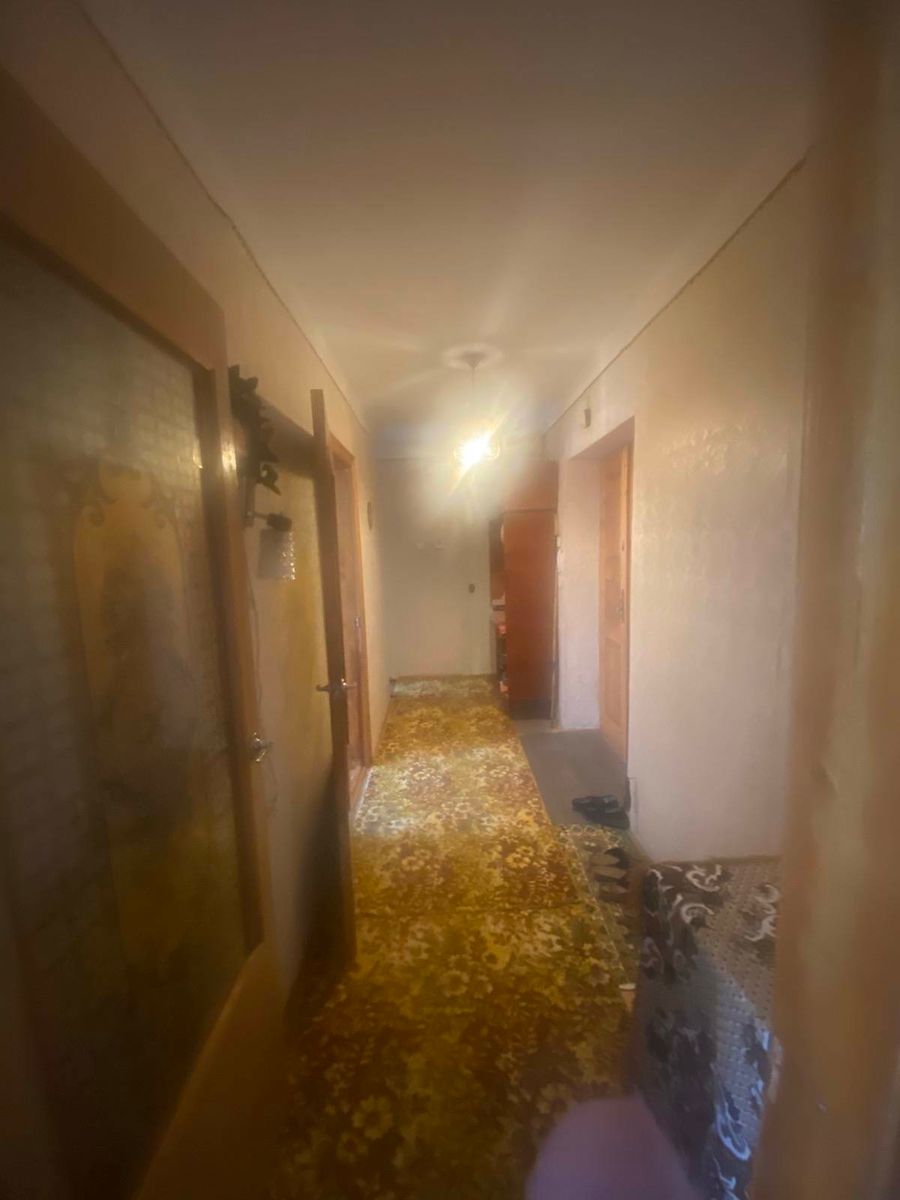 1836603975481701